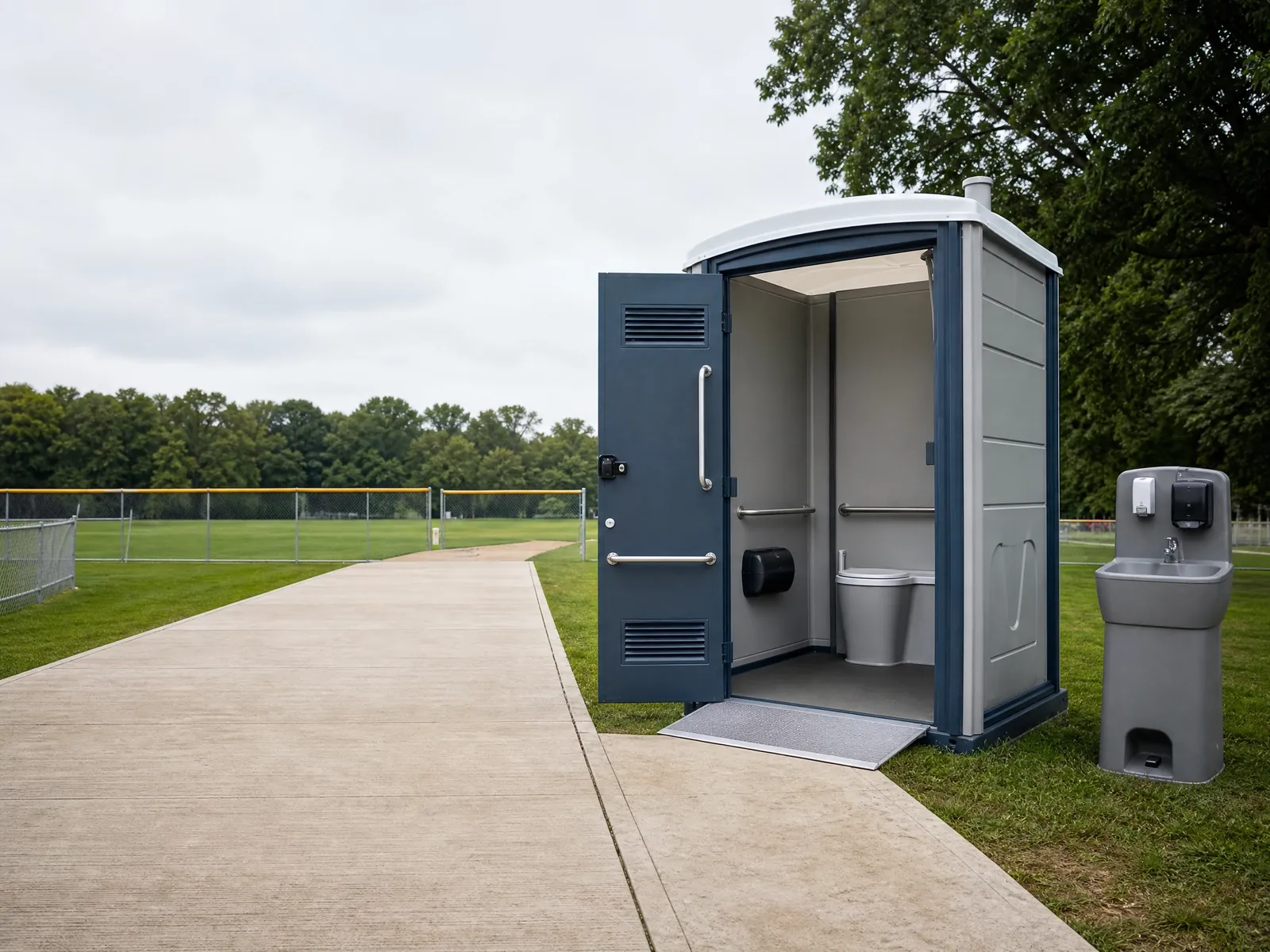 Event Portable Restrooms for Comfortable Crowd Flow portable sanitation setup